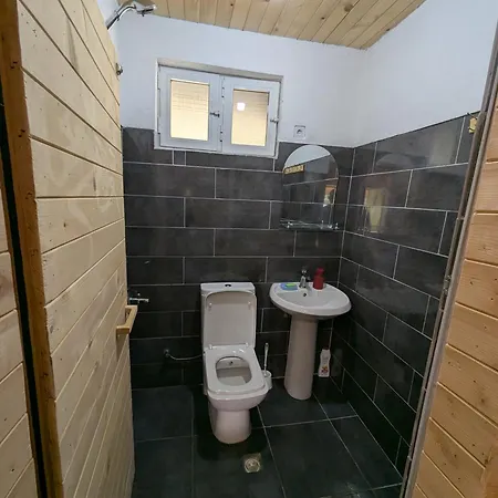 Guests House, Artani Гостевой дом Валбона